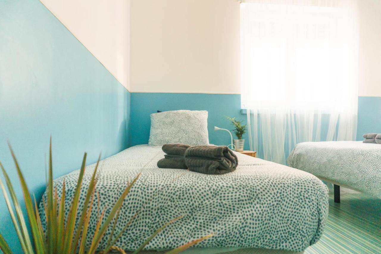 Hospedium Hostel Republica Surf House Ericeira Kültér fotó