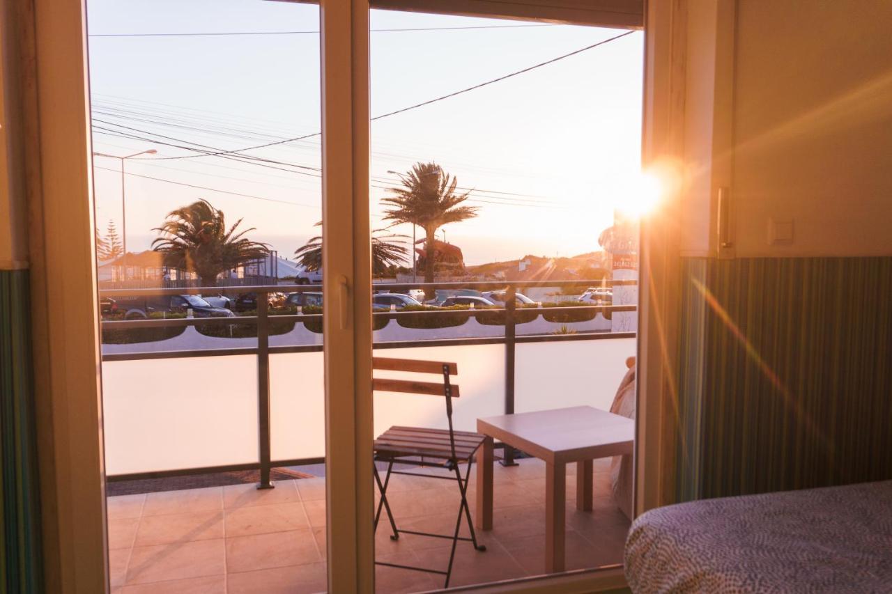 Hospedium Hostel Republica Surf House Ericeira Kültér fotó