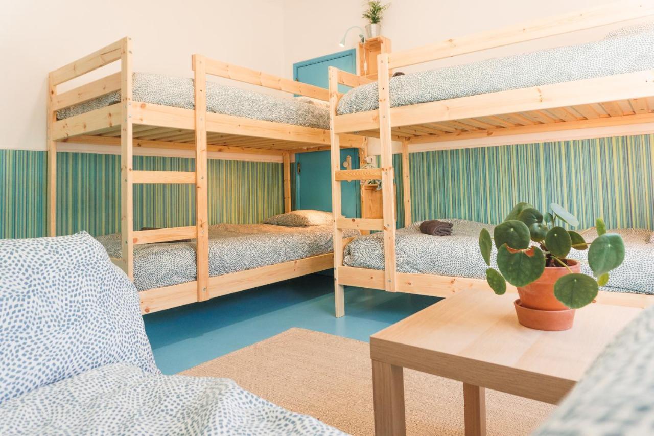 Hospedium Hostel Republica Surf House Ericeira Kültér fotó