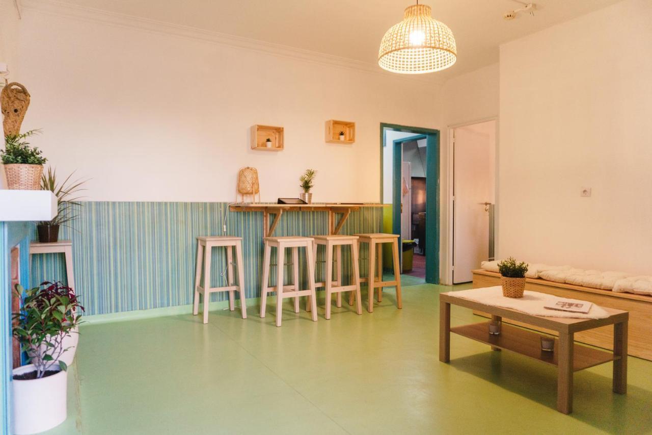 Hospedium Hostel Republica Surf House Ericeira Kültér fotó