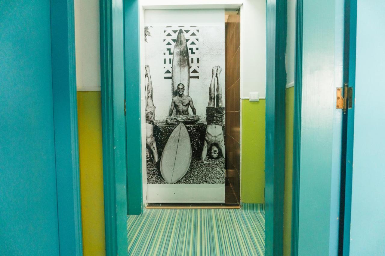 Hospedium Hostel Republica Surf House Ericeira Kültér fotó